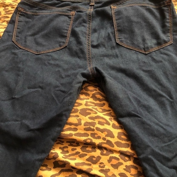 J BRAND size 30 blue jeans Jegging style “ELECTRIC “lightweight - Picture 9 of 14